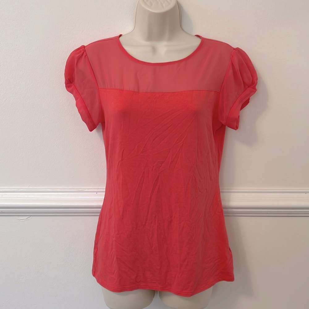 Express Women’s Coral Tee Top with Sheer Top and gold button closure, Size Small